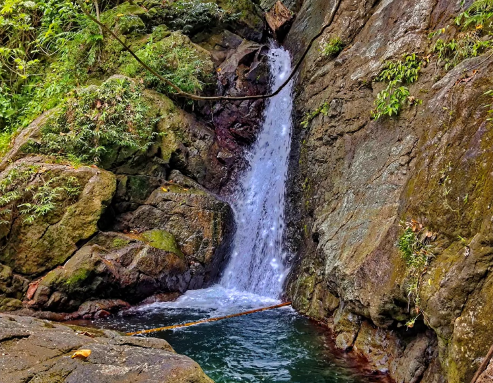 Gayusan Falls
